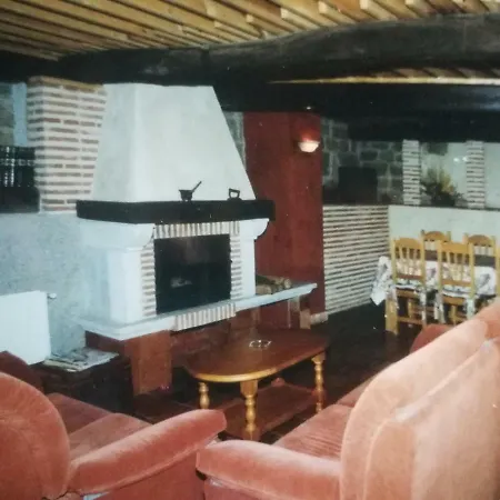 Casa Rural Sisi Holiday home Canduela